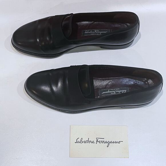 Salvatore Ferragamo 8.5 D Rio Almond Toe Flat Calf Leather Loafers Black Italy